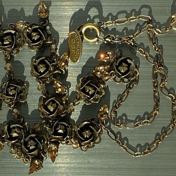 Liz Palacios Signed Pear-Shaped CrystalFlower Choker Necklace - Picture 10 of 14